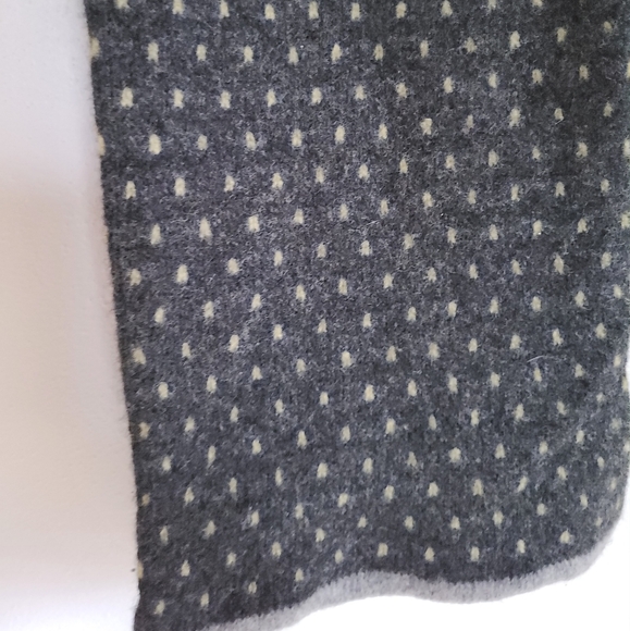 Howlin Lambswool Scarf - Picture 5 of 5